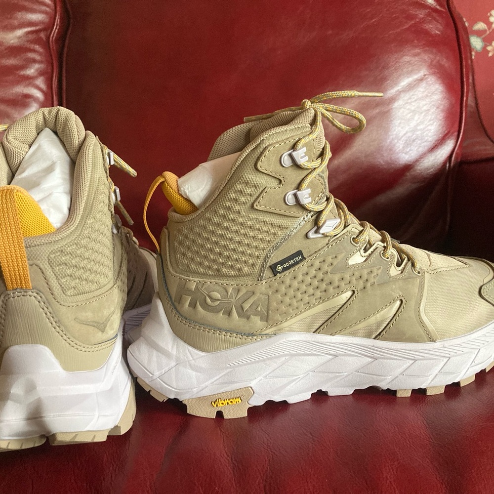 Hoka One One Anacapa mid GTX Gore Tex size 7B